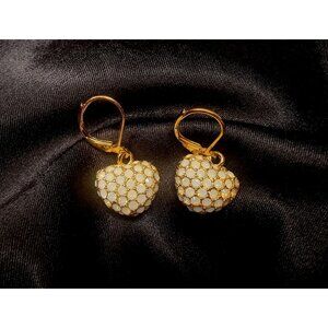 Rare Find Vintage JOAN RIVERS Opalescent White Heart Shaped Romantic Gold Toned
